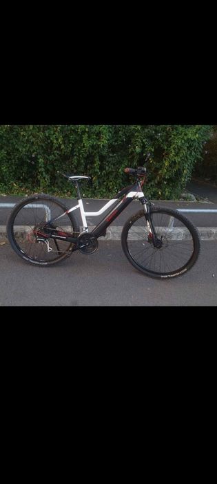 Bicicletă electrica