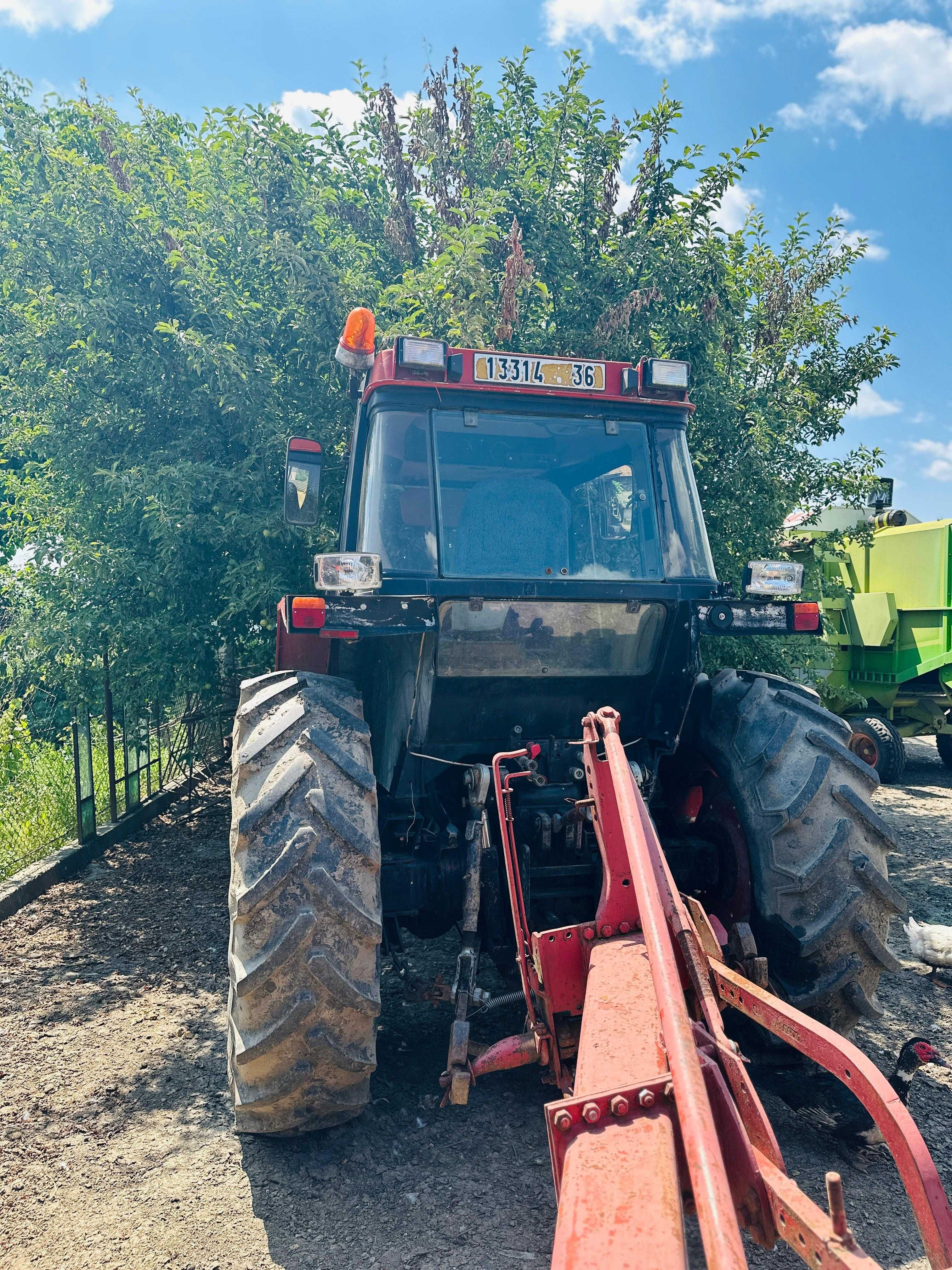 Tractor Case International 844XL
