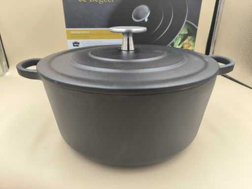 Cratita fonta Royal van Kempen 3.3L, 22cm, Cuptor pana la 260C,Negru
