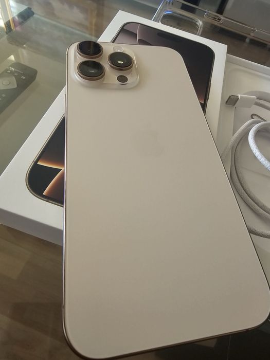 Iphone 16 Pro Max 256/Гаранция а1/Перфектен