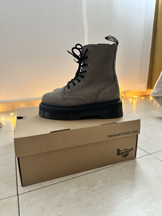 DR. MARTENS JADON Nickel Grey Milled Nubuck Wp