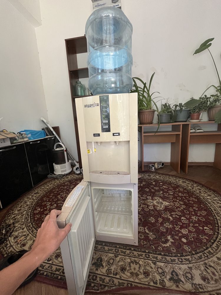 Диспенсер для воды
