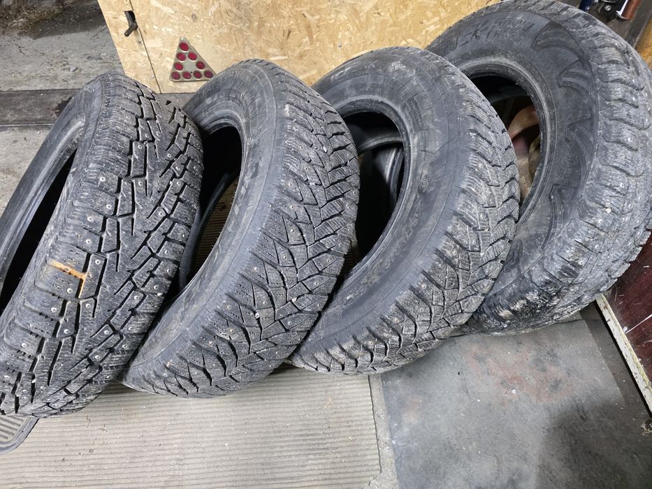 Продам зимние шины