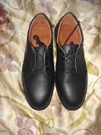 Мъжки обувки от естествена кожа..Cofra EUCLIDE 02 SRC FO