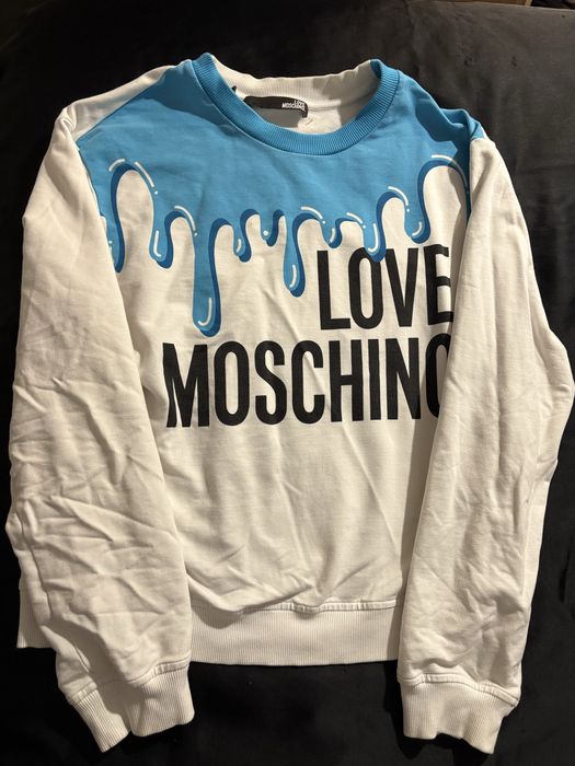 Маркови нови блузи Alessa, Love Moschino