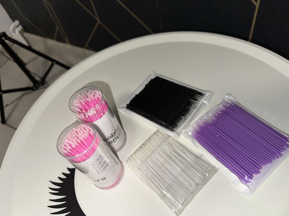 Vând extensii de gene +  consumabile