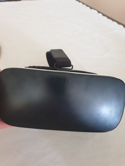 Vr gear samsung  (by oculus)
