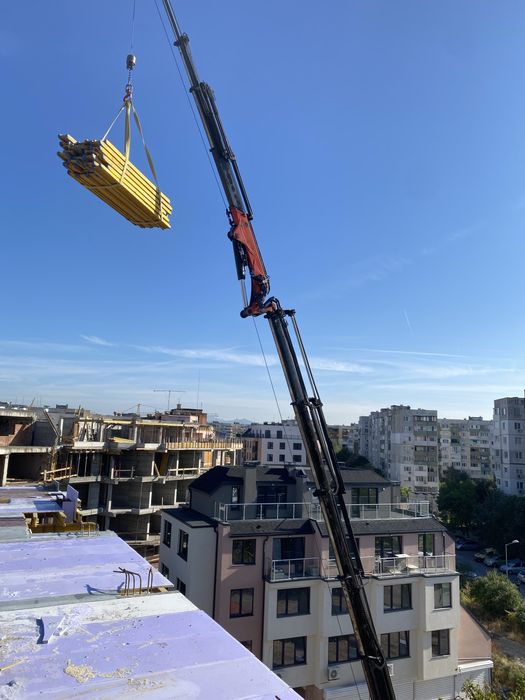 Комбиниран транспорт с кран 32м