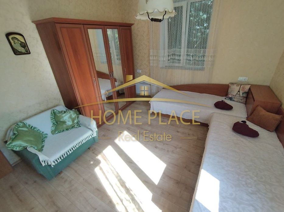 Дава се под наем Двустаен апартамент в Варна, Център - 50 кв.м за 331.5 € - Снимка #2