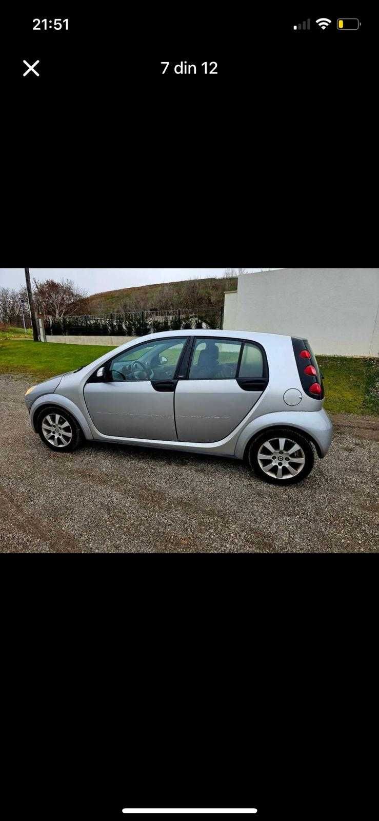 -Vând Smart Foufour 2006 motor 1.1