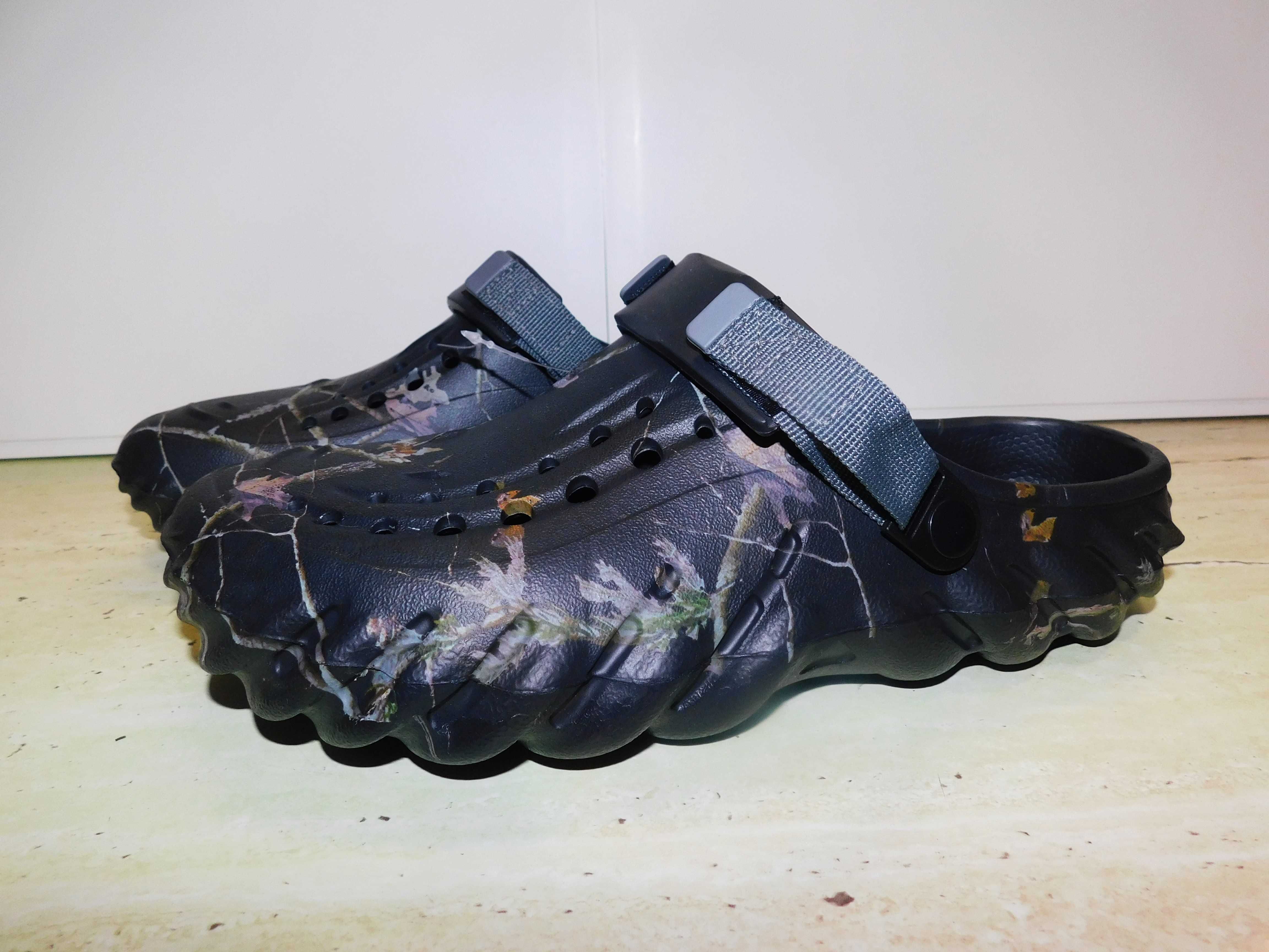 Saboti tip CROCS marimea 45