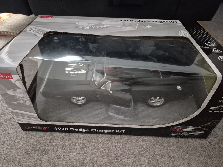Masinuță cu telecomandă Rastar Dodge Charger RT 1:16 – Nouă, nefolosit