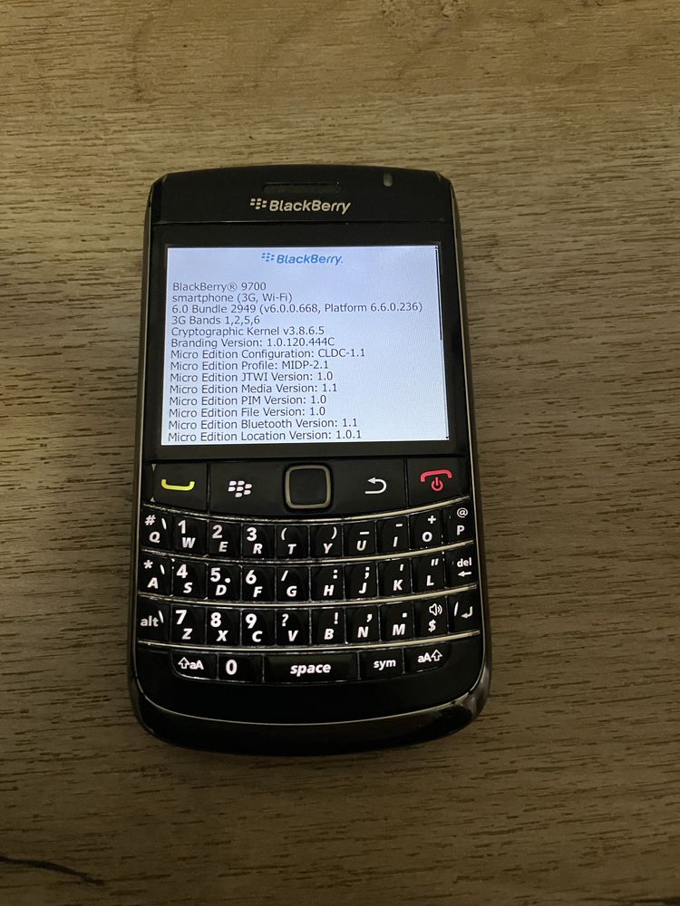 Blackberry 9700 , Black