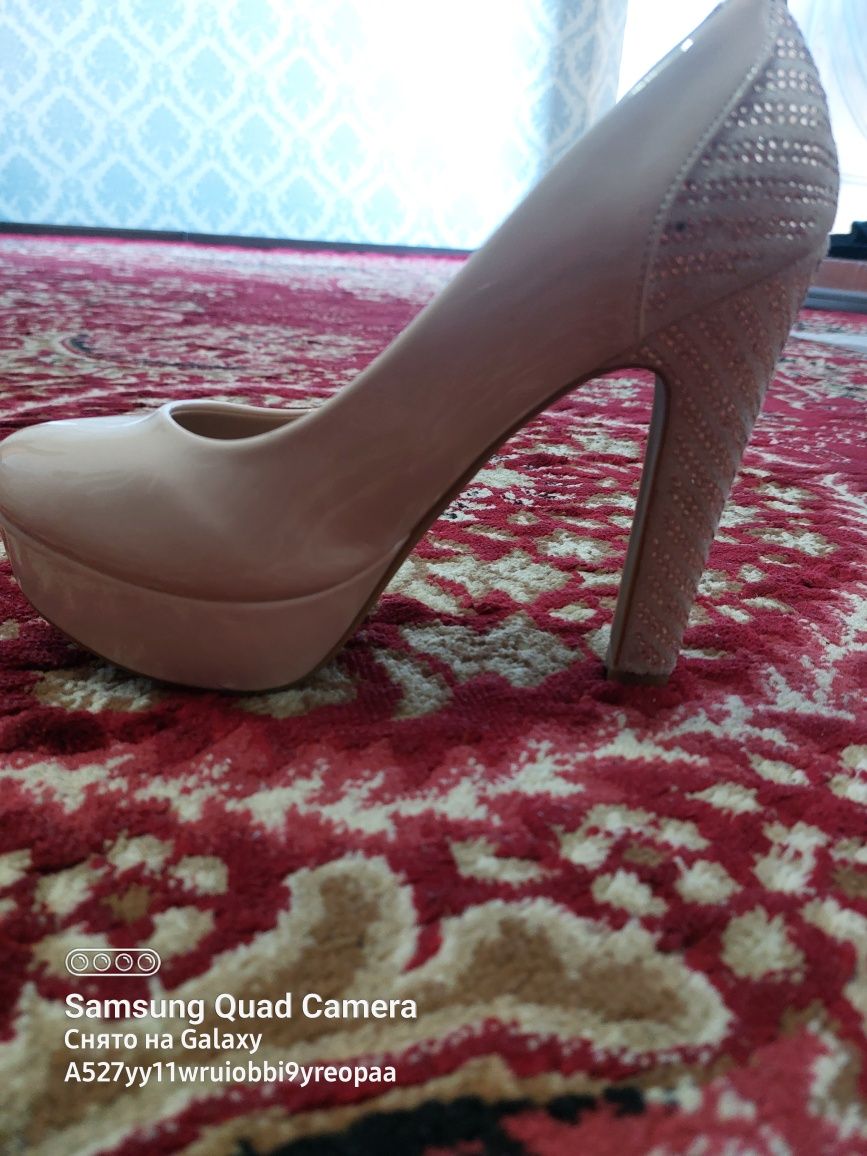 Tufli 37 razmer 100 000