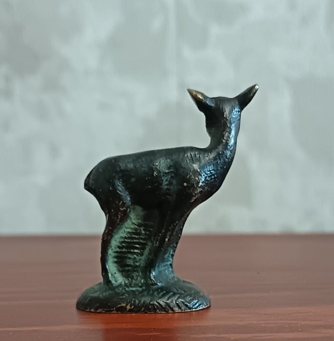 Стара антикварна бронзова фигурка елен. Рядка находка