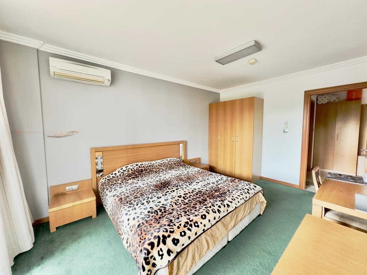 Продава се Тристаен апартамент в с. Равда, Област Бургас - 130 кв.м за 1270 €/кв.м - Снимка #6