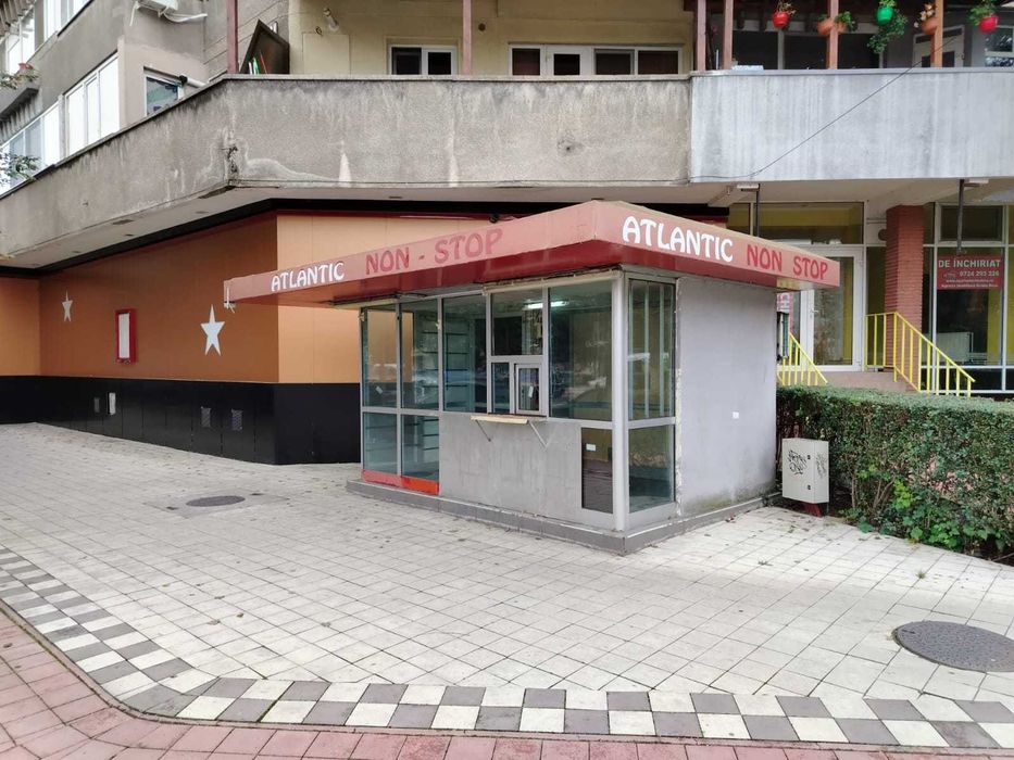 Închiriez/vând teren 18mp + chioșc 12mp, ultracentral, ideal NON-STOP!