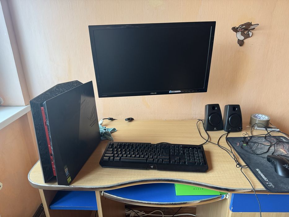 Set gaming PC+tastatura+monitor+mouse