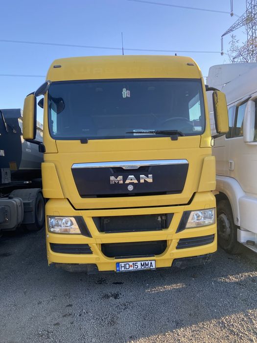 Vand cap tractor si semiremorca