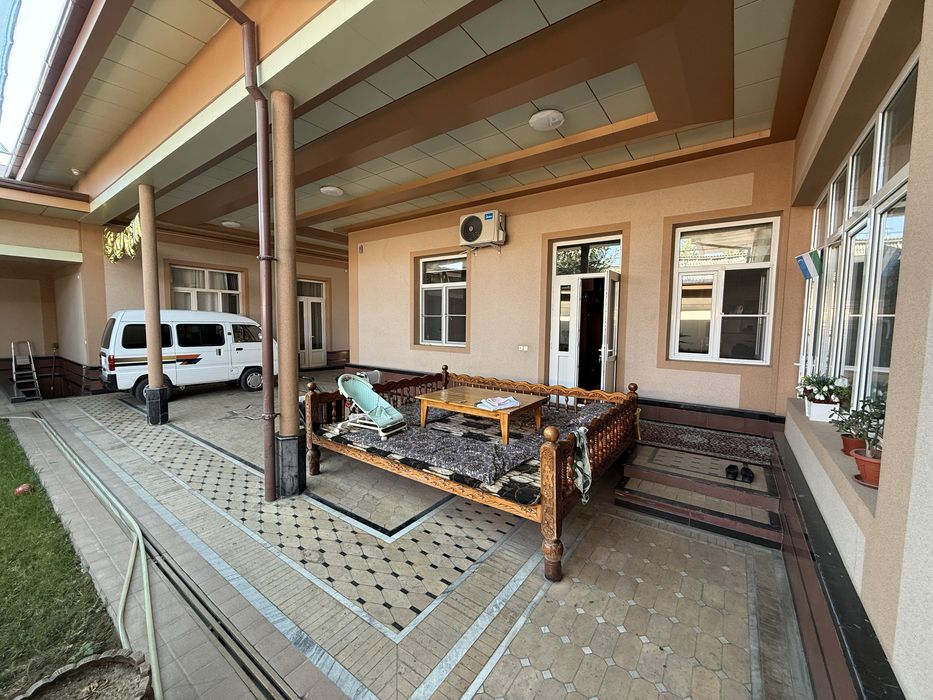 Yangihayot Ozar mahalla. Tayyor yashashli zamonaviy hovli