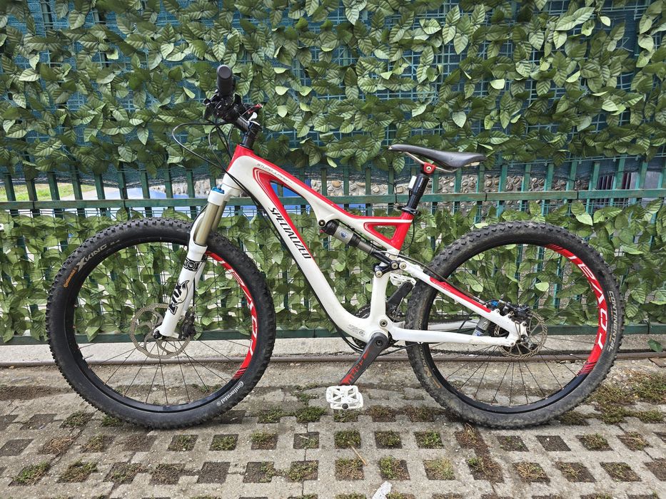 Bicicleta Specialized carbon, 26".