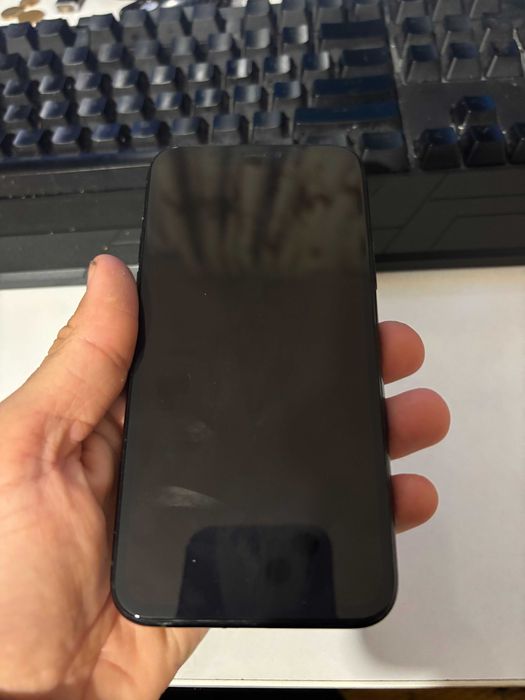 Продавам Iphone 11 PRO 64 Green 82% BH