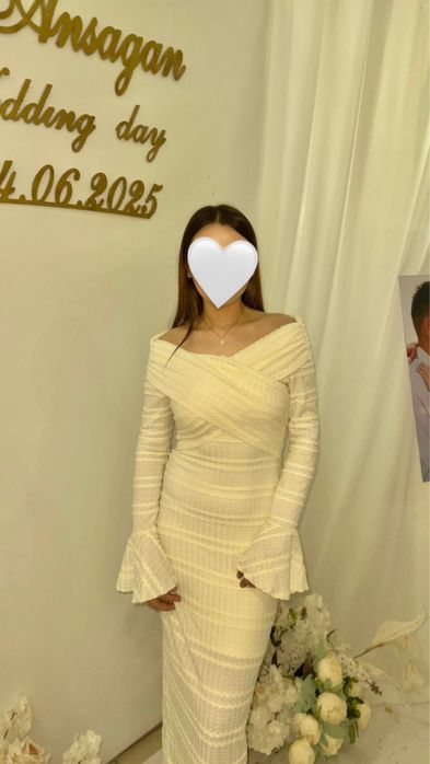 Платье белый,вечерний