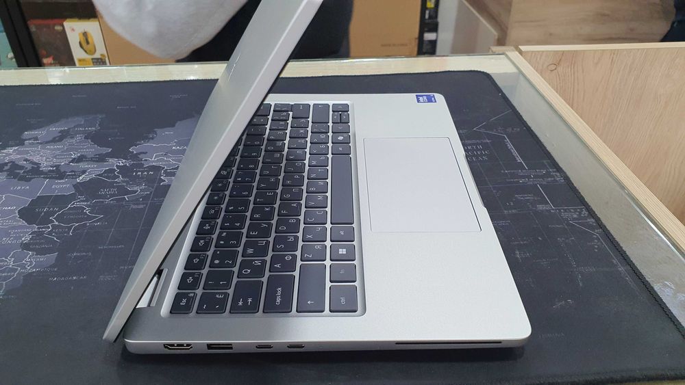 New yeng noutbook AMERIKA