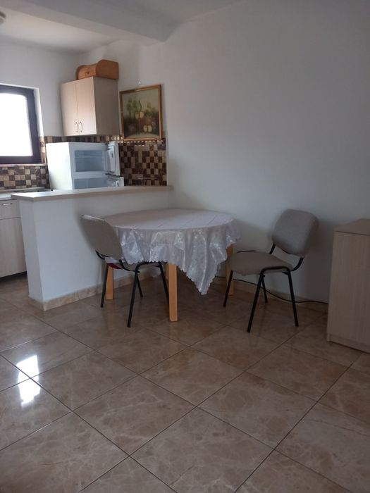 Garsonieră inchiriere