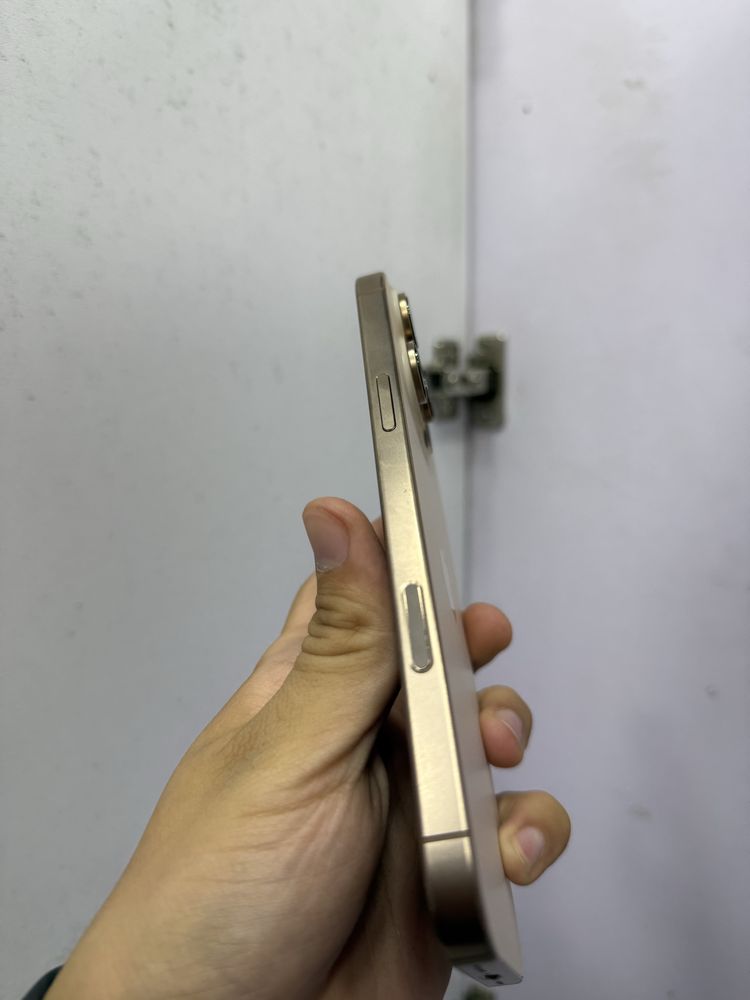 iPhone 16 Pro Max Desert 100%