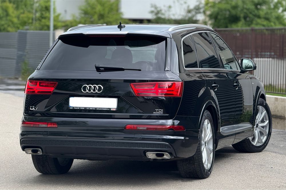 Audi Q7 2017 3.0d Quattro S-line Plus / Bose / 7 locuri