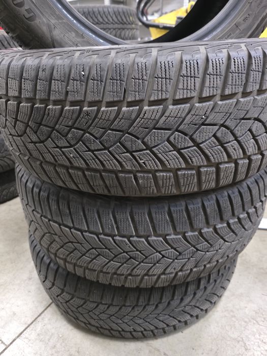 Зимни гуми Goodyear UltraGrip Performance+  215/55R17
215/55R17
