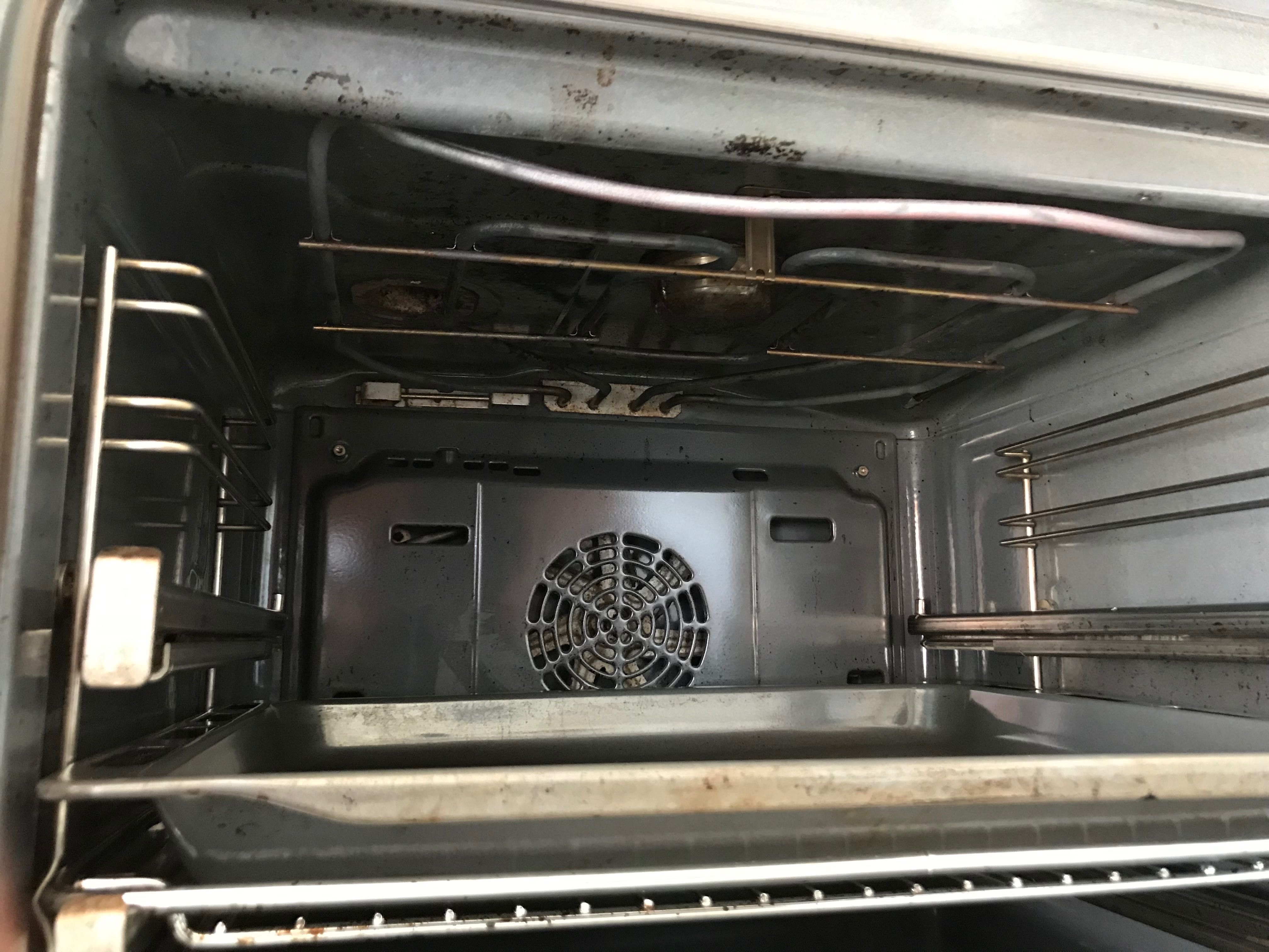 Bosch HT5HB33/ Бош Фурна за вграждане