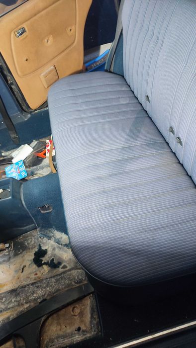 Bancheta, fete portiere si alte piese Mercedes 123 break