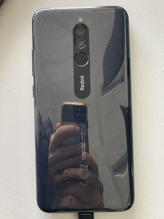 Xiaomi Redmi 8,отличен,за батерия