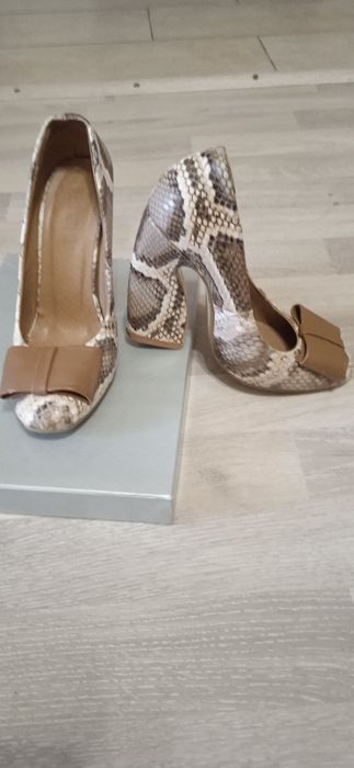 Продам крутые туфли