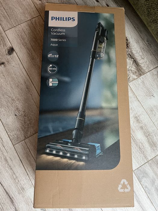 Aspirator vertical Philips Aqua 7000 - XC7057/01