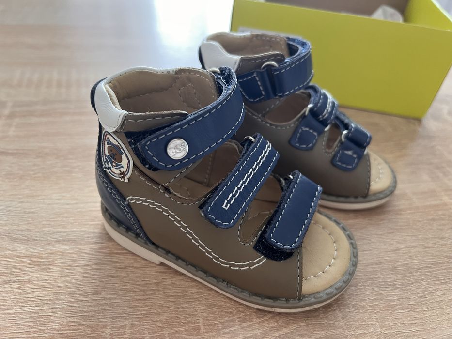 Ортопедические сандалии