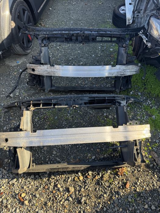 Ауди А3 Оригинална предна маска очиларка