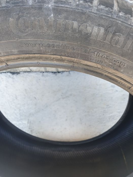 Зимни гуми 235 45 18 Континентал