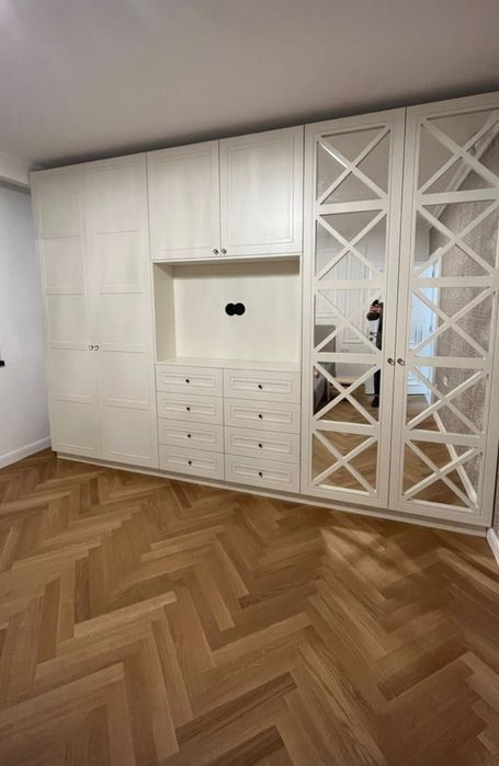 Mobilier Birou Bucătărie Living Baie Dormitor Riflaje