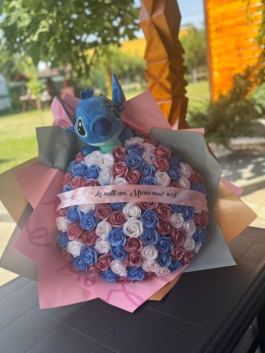 buchete trandafiri sapun flori aranjamente florale cadou personalizat