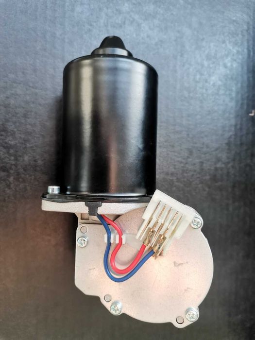 Моторче за чистачки VW / Audi