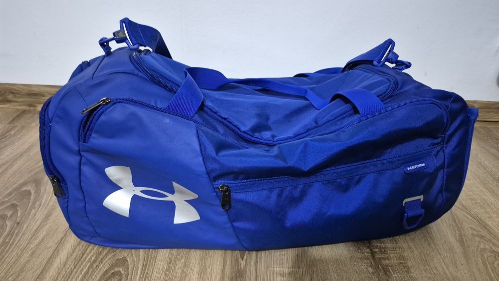Geanta Under Armour