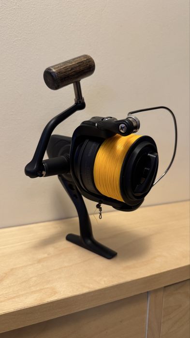 Mulineta Okuma Custom black CB 60 in garantie