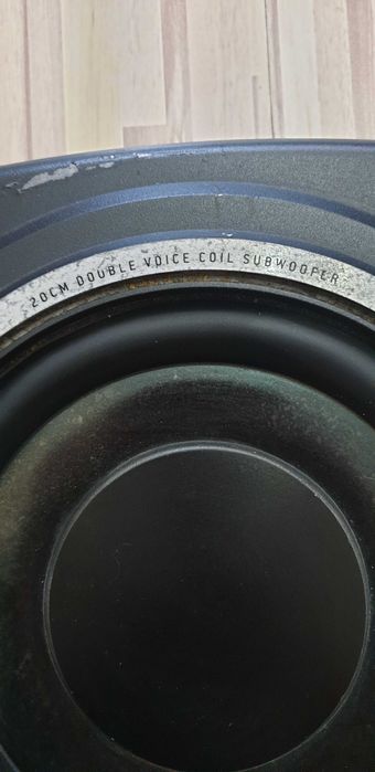 Vand/ Schimb Subwoofer auto