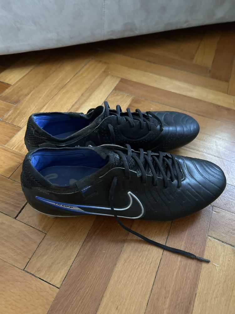 Ghete de fotbal Nike Tiempo Elite
