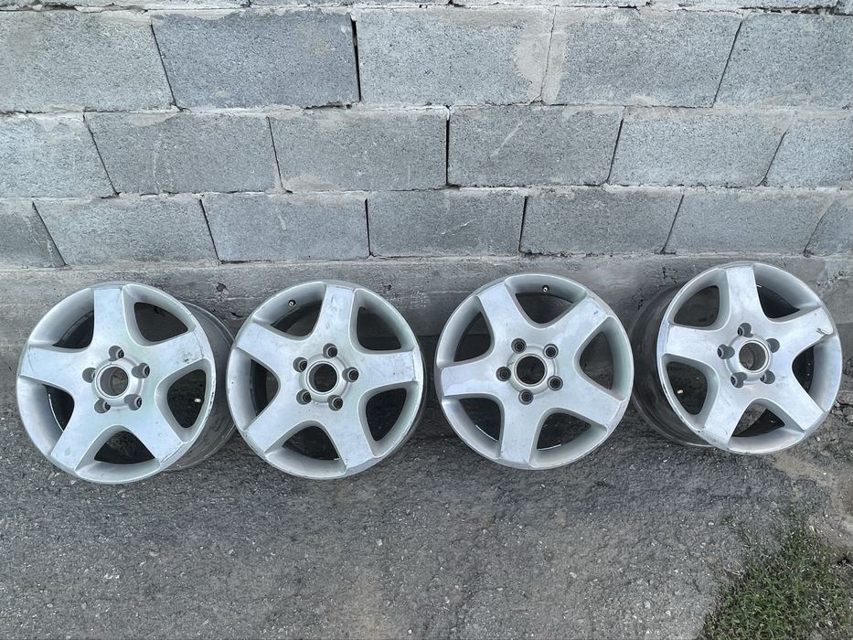 Продам оригинальные диски R17 на Volkswagen Touareg