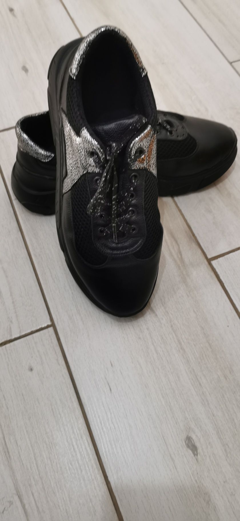 Pantofi sport ,40