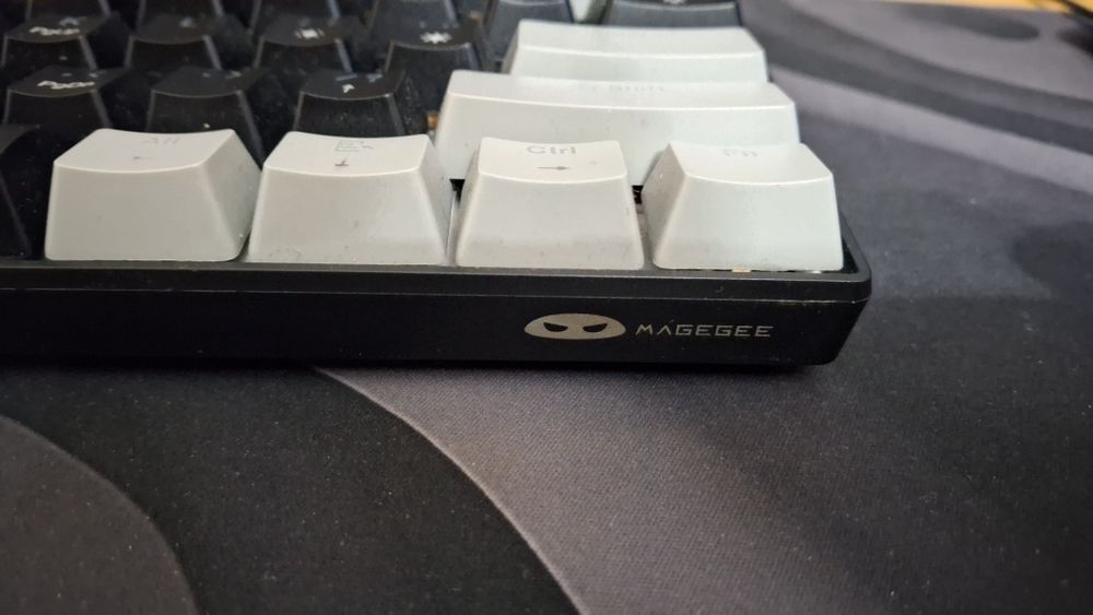 Tastatura Mecanica 60%